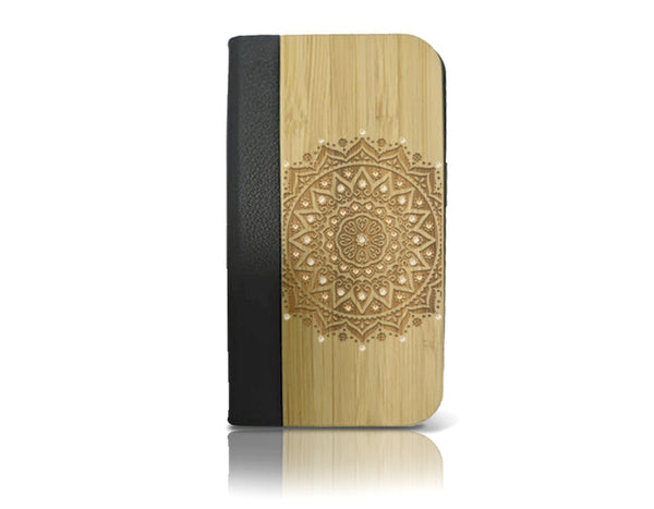 MANDALA SWAROVSKI iPhone 17 Flipcase