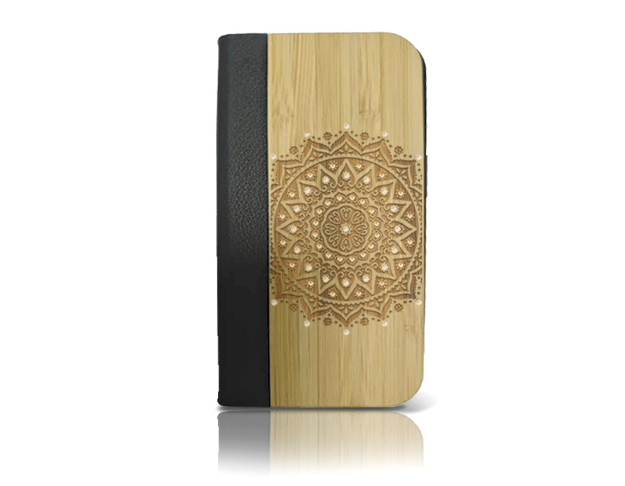 MANDALA SWAROVSKI iPhone 17 Flipcase