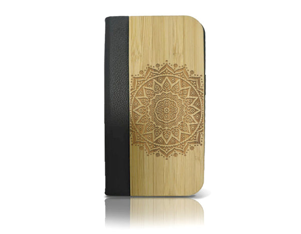 MANDALA iPhone 17 Flipcase