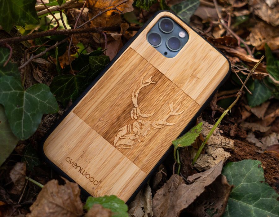 Coque arrière iPhone 15 CERF