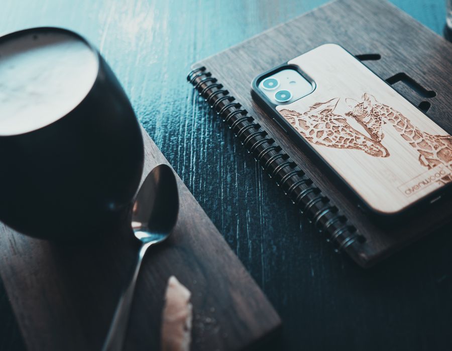 GIRAFFEN iPhone 17 Backcase