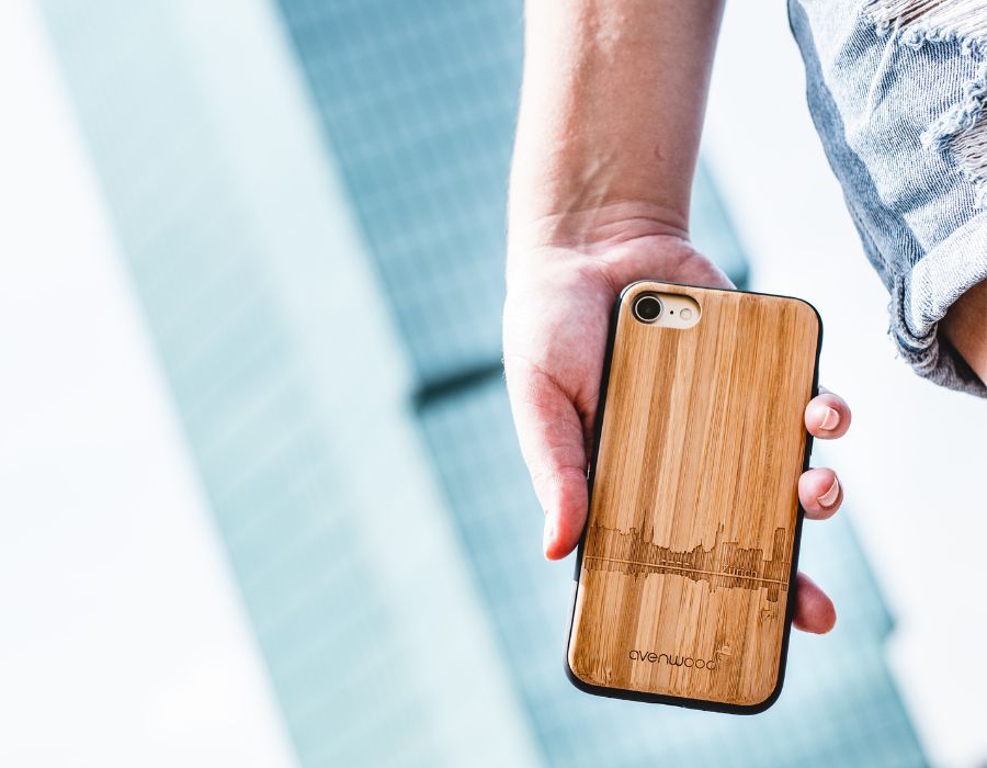 ZÜRICH iPhone 17 Pro Max Backcase