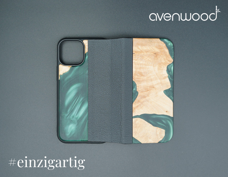 iPhone 13 Mini PORTO COLLECTION FLIPCASE 6144 Grün