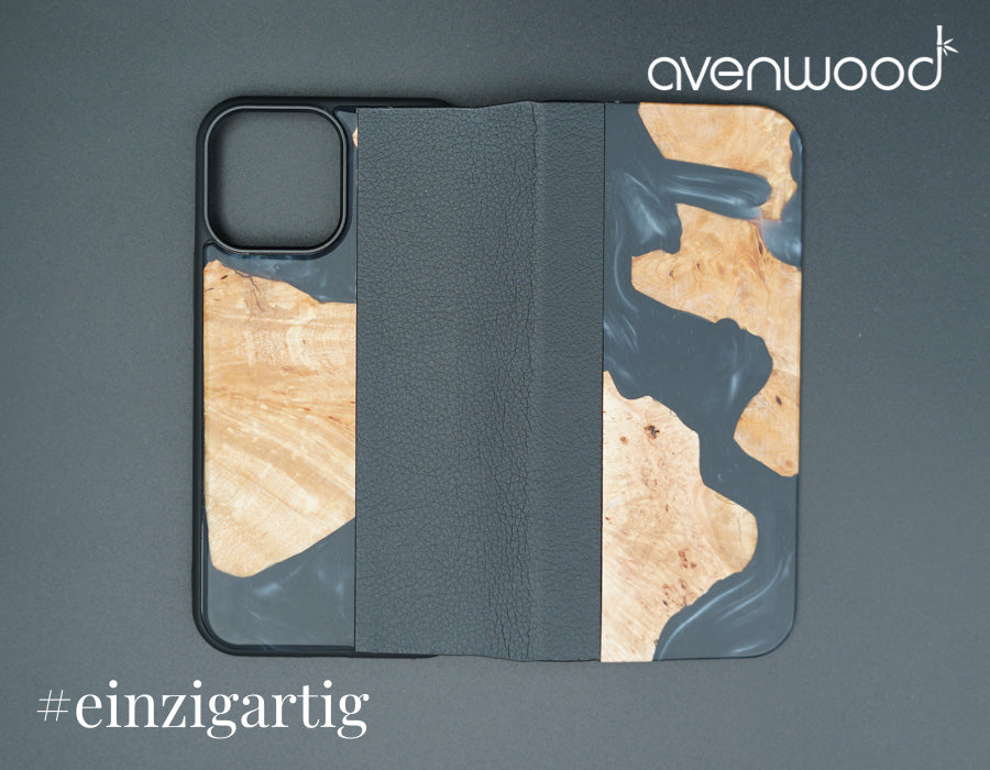 iPhone 13 Pro Max PORTO COLLECTION FLIPCASE 6750 Schwarz