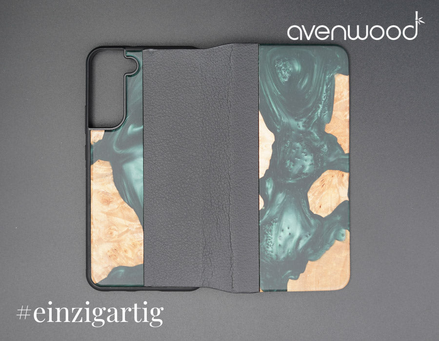 Samsung Galaxy S22 Plus PORTO COLLECTION FLIPCASE 9440 Grün