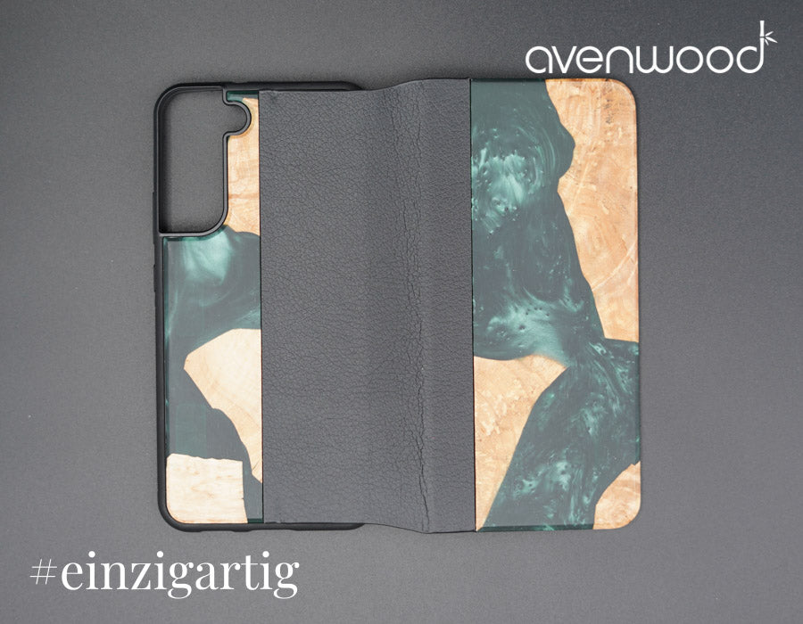 Samsung Galaxy S22 Plus PORTO COLLECTION FLIPCASE 9442 Grün