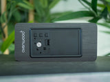 Black Wecker mit Qi Charging (10W)