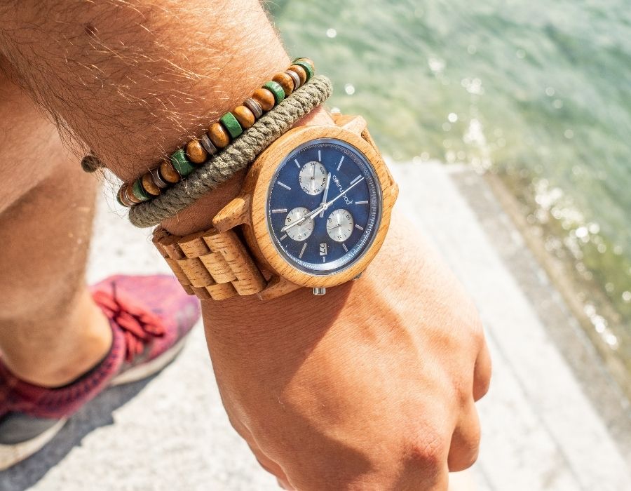 Holzuhr Brisbane – avenwood - Main Image