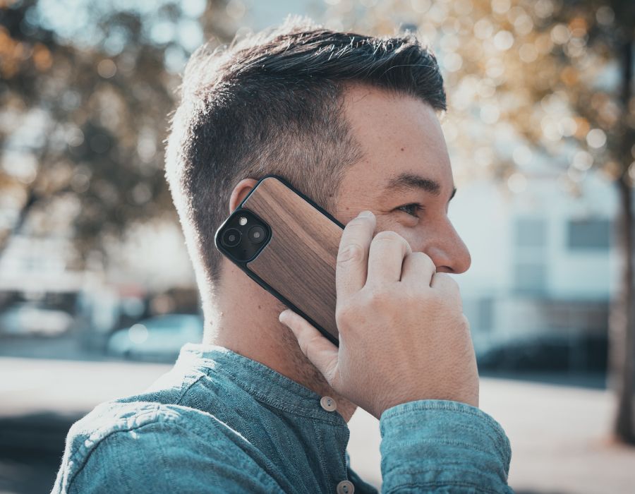 iPhone 7 / 8 / SE 2. & 3. Generation Nussbaum Wallet Hülle