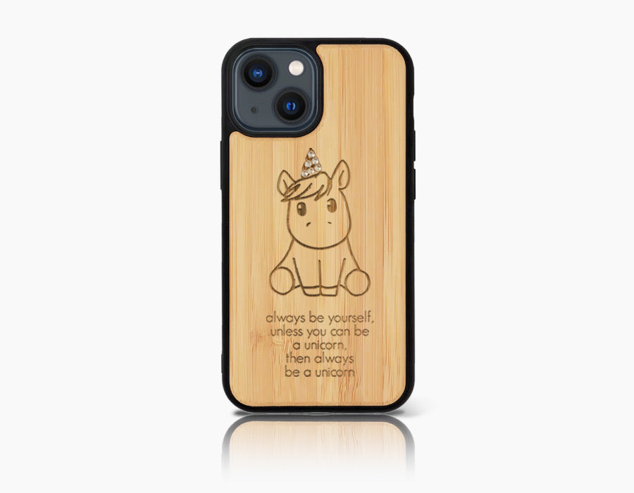 UNICORN SWAROVSKI iPhone 13 Holz-Kunststoff Hülle